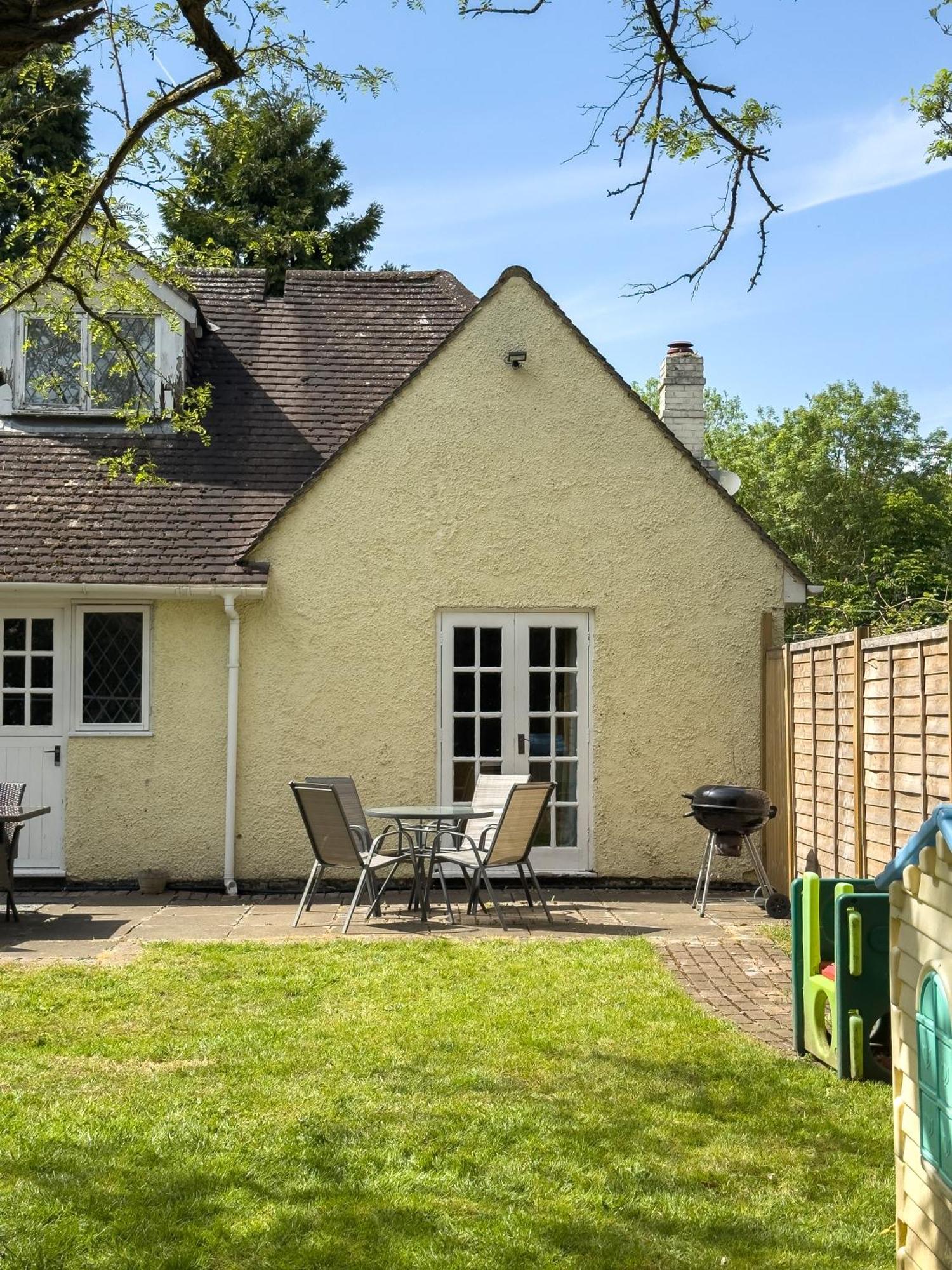 Rural Lodge Stay In Windsor! Hot Tub! Sleeps 20 Bray Zewnętrze zdjęcie